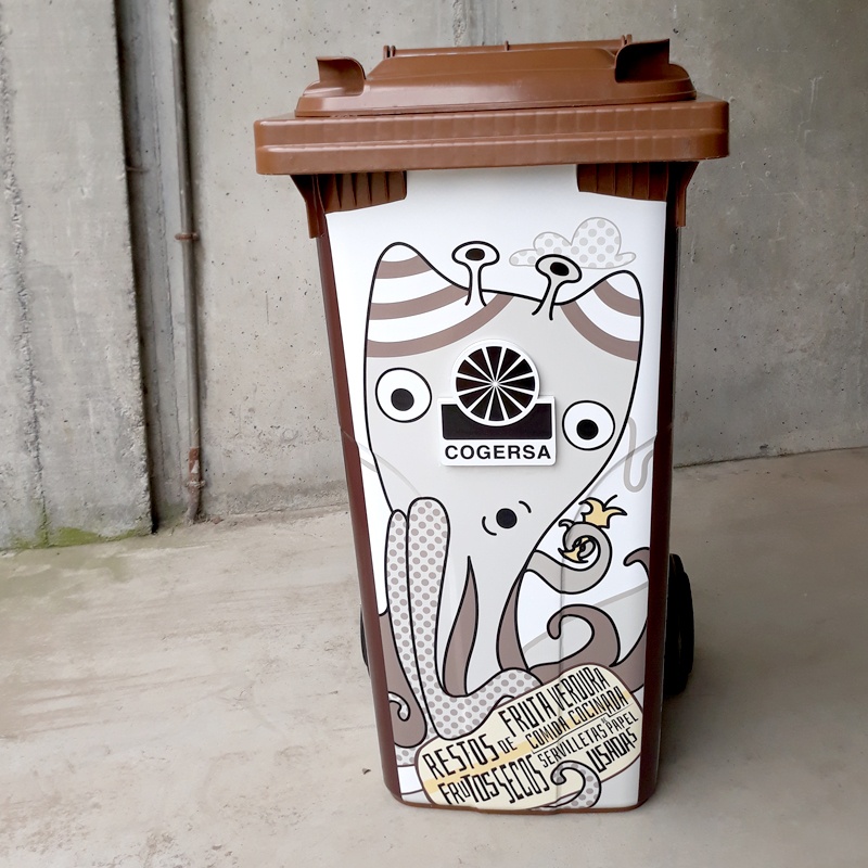 Naming, lettering, ilustración y diseño para cubos de reciclaje Cogersa
